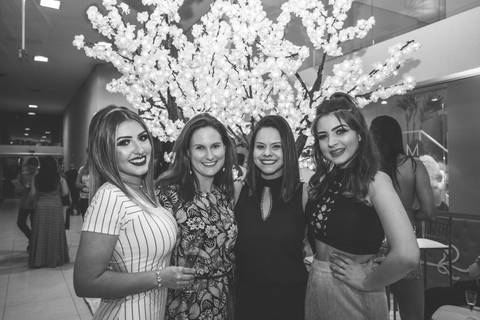 Fotografia de Eventos; Camarim Madri; Adriana Kruger; Manu Garcia; Boh Produções; LX Decor; Inauguração; Castelamare; Jornal VS; Revista News;'