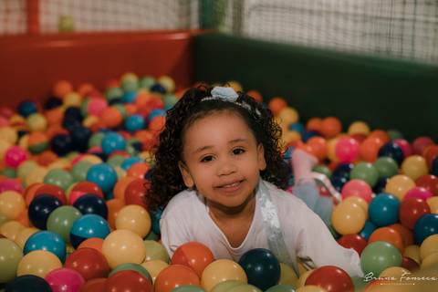 Aniversário infantil; Mig Kids; Aniversário de criança; Fotografia infantil; Fotografia de família; São Leopoldo;  Casa de festa de são leopoldo; Fotografo infantil são leopoldo; Festança Kids; Fotografo de Canoas; Fotografia infantil canoas; Festejar;'