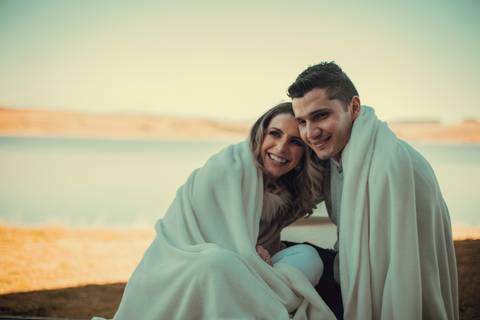 Maquiagem; Making of; Noiva; Noivo; Pré Wedding; Street Wedding; Celina Munhoz; Adriana Kruger; Manu Garcia; Camarim Madri; Wandering Wedding; São Francisco de Paula; Fotografia de Casal; Fotografia de Casamento; Pré Wedding; São Leopoldo;'