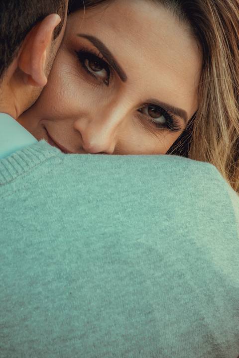 Maquiagem; Making of; Noiva; Noivo; Pré Wedding; Street Wedding; Celina Munhoz; Adriana Kruger; Manu Garcia; Camarim Madri; Wandering Wedding; São Francisco de Paula; Fotografia de Casal; Fotografia de Casamento; Pré Wedding; São Leopoldo;'