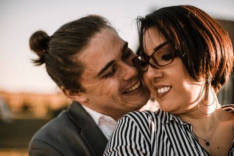 Maquiagem; Making of; Noiva; Noivo; Pré Wedding; Street Wedding; Celina Munhoz; Adriana Kruger; Manu Garcia; Camarim Madri; Wandering Wedding; São Francisco de Paula; Fotografia de Casal; Fotografia de Casamento; Pré Wedding; São Leopoldo;'