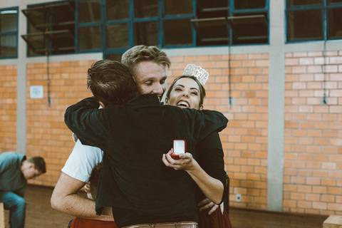 Maquiagem; Making of; Noiva; Noivo; Pré Wedding; Street Wedding; Celina Munhoz; Adriana Kruger; Manu Garcia; Camarim Madri; Wandering Wedding; São Francisco de Paula; Fotografia de Casal; Fotografia de Casamento; Pré Wedding; São Leopoldo; Ivi Marae;'