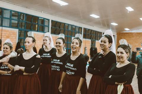 Maquiagem; Making of; Noiva; Noivo; Pré Wedding; Street Wedding; Celina Munhoz; Adriana Kruger; Manu Garcia; Camarim Madri; Wandering Wedding; São Francisco de Paula; Fotografia de Casal; Fotografia de Casamento; Pré Wedding; São Leopoldo; Ivi Marae;'