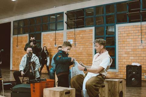 Maquiagem; Making of; Noiva; Noivo; Pré Wedding; Street Wedding; Celina Munhoz; Adriana Kruger; Manu Garcia; Camarim Madri; Wandering Wedding; São Francisco de Paula; Fotografia de Casal; Fotografia de Casamento; Pré Wedding; São Leopoldo; Ivi Marae;'