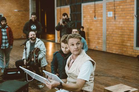 Maquiagem; Making of; Noiva; Noivo; Pré Wedding; Street Wedding; Celina Munhoz; Adriana Kruger; Manu Garcia; Camarim Madri; Wandering Wedding; São Francisco de Paula; Fotografia de Casal; Fotografia de Casamento; Pré Wedding; São Leopoldo; Ivi Marae;'