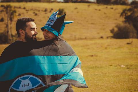 Ensaio Gestante; Mãe de Menina; Fotografia gestante; Fotografia gestante São Leopoldo; Fotografia gestante; Fotografia de família; São Leopoldo; Fotografia com animais; Ensaio de família; Gravidez; Grêmio;'