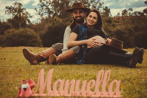 Ensaio Gestante; Mãe de Menina; Fotografia gestante; Fotografia gestante São Leopoldo; Fotografia gestante; Fotografia de família; São Leopoldo; Fotografia com animais; Ensaio de família; Gravidez; Grêmio;'