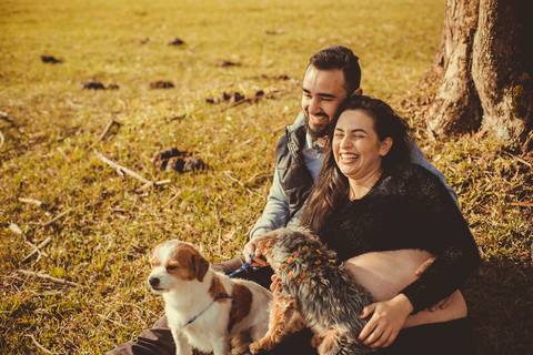 Ensaio Gestante; Mãe de Menina; Fotografia gestante; Fotografia gestante São Leopoldo; Fotografia gestante; Fotografia de família; São Leopoldo; Fotografia com animais; Ensaio de família; Gravidez; Grêmio;'