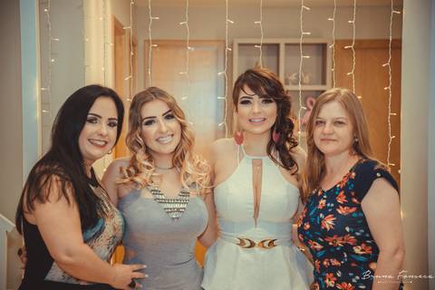 Fotografia de Eventos; Camarim Madri; Adriana Kruger; Manu Garcia; Boh Produções; LX Decor; Inauguração; Castelamare; Jornal VS; Revista News; Diana Hass; Meraki; São Leopoldo; Maquiadoras São Leopoldo; Bruna Fonseca Photography; Bruna Fonseca;'