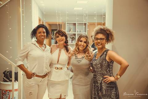 Fotografia de Eventos; Camarim Madri; Adriana Kruger; Manu Garcia; Boh Produções; LX Decor; Inauguração; Castelamare; Jornal VS; Revista News; Diana Hass; Meraki; São Leopoldo; Maquiadoras São Leopoldo; Bruna Fonseca Photography; Bruna Fonseca;'