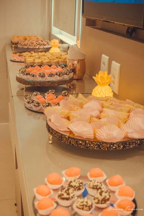 Fotografia de Eventos; Camarim Madri; Adriana Kruger; Manu Garcia; Boh Produções; LX Decor; Inauguração; Castelamare; Jornal VS; Revista News; Diana Hass; Meraki; São Leopoldo; Maquiadoras São Leopoldo; Bruna Fonseca Photography; Bruna Fonseca;'