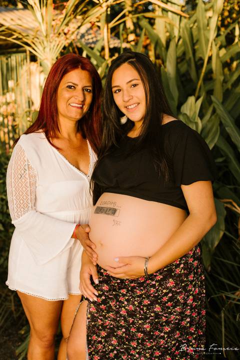 Ensaio Gestante; Mãe de Menino; Fotografia gestante; Fotografia gestante São Leopoldo; Fotografia gestante; Fotografia de família; São Leopoldo; Fotografia com animais; Ensaio de família; Gravidez; Inter;'