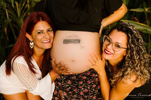 Ensaio Gestante; Mãe de Menino; Fotografia gestante; Fotografia gestante São Leopoldo; Fotografia gestante; Fotografia de família; São Leopoldo; Fotografia com animais; Ensaio de família; Gravidez; Inter;'