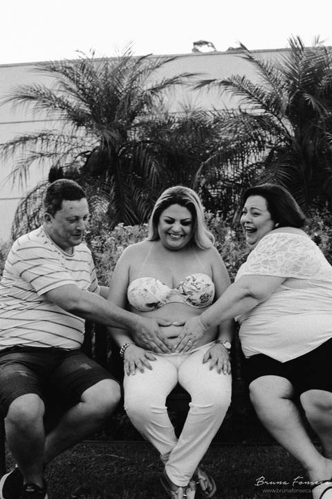 Ensaio Gestante; Mãe de Menino; Fotografia gestante; Fotografia gestante São Leopoldo; Fotografia gestante; Fotografia de família; São Leopoldo; Fotografia com animais; Ensaio de família; Gravidez; Inter; Grêmio;'