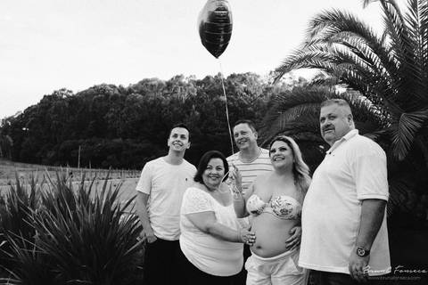 Ensaio Gestante; Mãe de Menino; Fotografia gestante; Fotografia gestante São Leopoldo; Fotografia gestante; Fotografia de família; São Leopoldo; Fotografia com animais; Ensaio de família; Gravidez; Inter; Grêmio;'