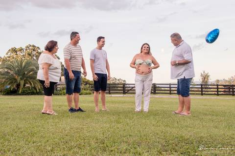 Ensaio Gestante; Mãe de Menino; Fotografia gestante; Fotografia gestante São Leopoldo; Fotografia gestante; Fotografia de família; São Leopoldo; Fotografia com animais; Ensaio de família; Gravidez; Inter; Grêmio;'