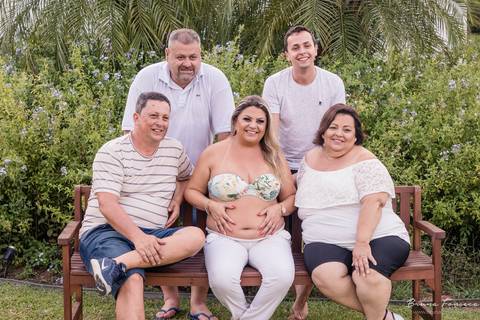 Ensaio Gestante; Mãe de Menino; Fotografia gestante; Fotografia gestante São Leopoldo; Fotografia gestante; Fotografia de família; São Leopoldo; Fotografia com animais; Ensaio de família; Gravidez; Inter; Grêmio;'