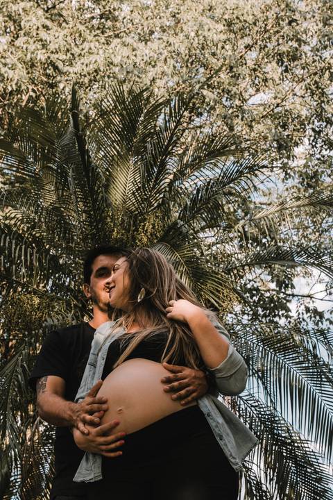 Ensaio Gestante; Mãe de Menino; Fotografia gestante; Fotografia gestante São Leopoldo; Fotografia gestante; Fotografia de família; São Leopoldo; Fotografia com animais; Ensaio de família; Gravidez; Inter; Grêmio;'