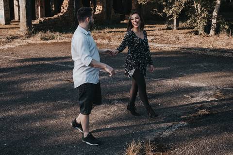 Maquiagem; Making of; Noiva; Noivo; Pré Wedding; Street Wedding; Celina Munhoz; Adriana Kruger; Manu Garcia; Camarim Madri; Wandering Wedding; São Francisco de Paula; Fotografia de Casal; Fotografia de Casamento; Pré Wedding; São Leopoldo; Ruinas Cassino;'