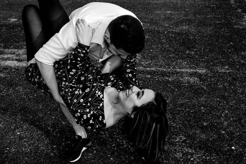 Maquiagem; Making of; Noiva; Noivo; Pré Wedding; Street Wedding; Celina Munhoz; Adriana Kruger; Manu Garcia; Camarim Madri; Wandering Wedding; São Francisco de Paula; Fotografia de Casal; Fotografia de Casamento; Pré Wedding; São Leopoldo; Ruinas Cassino;'