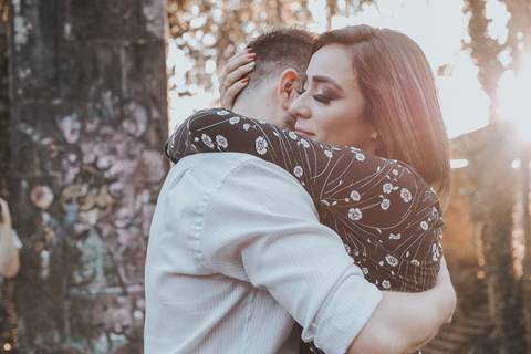 Maquiagem; Making of; Noiva; Noivo; Pré Wedding; Street Wedding; Celina Munhoz; Adriana Kruger; Manu Garcia; Camarim Madri; Wandering Wedding; São Francisco de Paula; Fotografia de Casal; Fotografia de Casamento; Pré Wedding; São Leopoldo; Ruinas Cassino;'