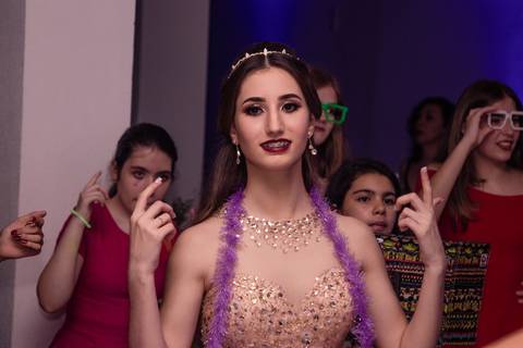 Ensaio feminino; Fotografia feminina; Recanto Bueno; Celina Munhoz; Novo Hamburgo; Fotografia Lifestyle; Nova Petropolis; Ensaio Teen; Ensaio 15th; 15 anos; Fotografo de 15 Anos; Debutante; Camarim Madri; Adriana Krieger; Manu Garcia;'