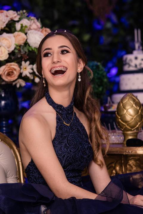 Ensaio feminino; Fotografia feminina; Recanto Bueno; Celina Munhoz; Novo Hamburgo; Fotografia Lifestyle; Nova Petropolis; Ensaio Teen; Ensaio 15th; 15 anos; Fotografo de 15 Anos; Debutante; Camarim Madri; Adriana Krieger; Manu Garcia;'