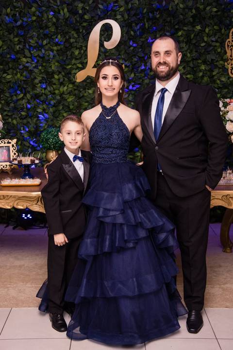 Ensaio feminino; Fotografia feminina; Recanto Bueno; Celina Munhoz; Novo Hamburgo; Fotografia Lifestyle; Nova Petropolis; Ensaio Teen; Ensaio 15th; 15 anos; Fotografo de 15 Anos; Debutante; Camarim Madri; Adriana Krieger; Manu Garcia;'