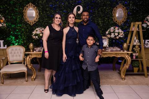 Ensaio feminino; Fotografia feminina; Recanto Bueno; Celina Munhoz; Novo Hamburgo; Fotografia Lifestyle; Nova Petropolis; Ensaio Teen; Ensaio 15th; 15 anos; Fotografo de 15 Anos; Debutante; Camarim Madri; Adriana Krieger; Manu Garcia;'