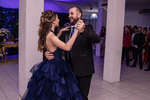 Ensaio feminino; Fotografia feminina; Recanto Bueno; Celina Munhoz; Novo Hamburgo; Fotografia Lifestyle; Nova Petropolis; Ensaio Teen; Ensaio 15th; 15 anos; Fotografo de 15 Anos; Debutante; Camarim Madri; Adriana Krieger; Manu Garcia;'