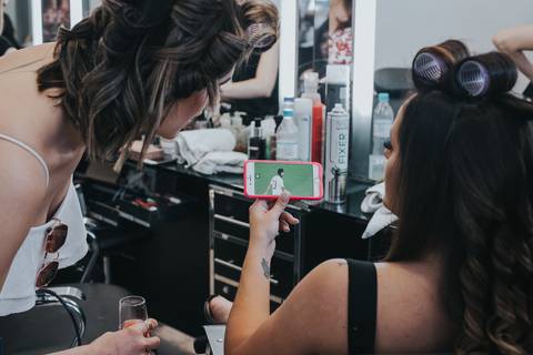 Maquiagem; Making of; Noiva; Noivo; Pré Wedding; Street Wedding; Celina Munhoz; Adriana Kruger; Manu Garcia; Camarim Madri; Wandering Wedding; São Francisco de Paula; Fotografia de Casal; Fotografia de Casamento; Pré Wedding; São Leopoldo; Ruinas Cassino;'