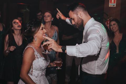 Maquiagem; Making of; Noiva; Noivo; Pré Wedding; Street Wedding; Celina Munhoz; Adriana Kruger; Manu Garcia; Camarim Madri; Wandering Wedding; São Francisco de Paula; Fotografia de Casal; Fotografia de Casamento; Pré Wedding; São Leopoldo; Ruinas Cassino;'
