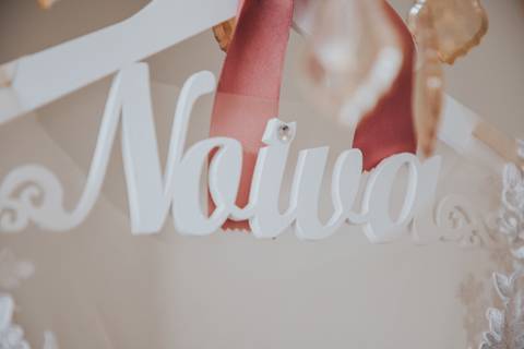Maquiagem; Making of; Noiva; Noivo; Pré Wedding; Street Wedding; Celina Munhoz; Adriana Kruger; Manu Garcia; Camarim Madri; Wandering Wedding; São Francisco de Paula; Fotografia de Casal; Fotografia de Casamento; Pré Wedding; São Leopoldo; Ruinas Cassino;'