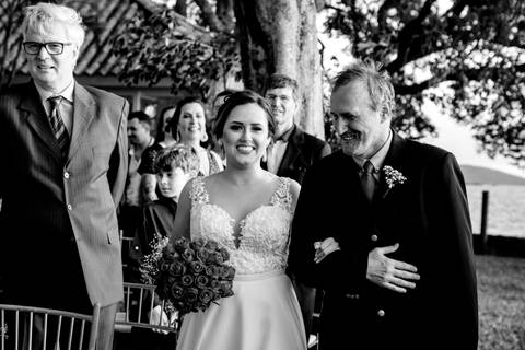 Maquiagem; Making of; Noiva; Noivo; Pré Wedding; Street Wedding; Celina Munhoz; Adriana Kruger; Manu Garcia; Camarim Madri; Wandering Wedding; São Francisco de Paula; Fotografia de Casal; Fotografia de Casamento; Pré Wedding; São Leopoldo; Ruinas Cassino;'