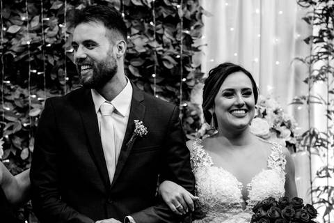 Maquiagem; Making of; Noiva; Noivo; Pré Wedding; Street Wedding; Celina Munhoz; Adriana Kruger; Manu Garcia; Camarim Madri; Wandering Wedding; São Francisco de Paula; Fotografia de Casal; Fotografia de Casamento; Pré Wedding; São Leopoldo; Ruinas Cassino;'