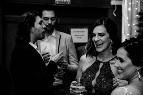 Maquiagem; Making of; Noiva; Noivo; Pré Wedding; Street Wedding; Celina Munhoz; Adriana Kruger; Manu Garcia; Camarim Madri; Wandering Wedding; São Francisco de Paula; Fotografia de Casal; Fotografia de Casamento; Pré Wedding; São Leopoldo; Ruinas Cassino;'