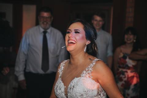 Maquiagem; Making of; Noiva; Noivo; Pré Wedding; Street Wedding; Celina Munhoz; Adriana Kruger; Manu Garcia; Camarim Madri; Wandering Wedding; São Francisco de Paula; Fotografia de Casal; Fotografia de Casamento; Pré Wedding; São Leopoldo; Ruinas Cassino;'