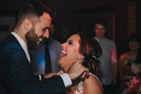 Maquiagem; Making of; Noiva; Noivo; Pré Wedding; Street Wedding; Celina Munhoz; Adriana Kruger; Manu Garcia; Camarim Madri; Wandering Wedding; São Francisco de Paula; Fotografia de Casal; Fotografia de Casamento; Pré Wedding; São Leopoldo; Ruinas Cassino;'