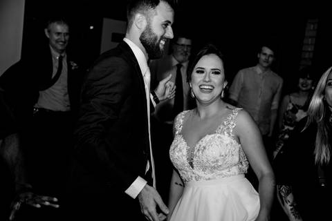 Maquiagem; Making of; Noiva; Noivo; Pré Wedding; Street Wedding; Celina Munhoz; Adriana Kruger; Manu Garcia; Camarim Madri; Wandering Wedding; São Francisco de Paula; Fotografia de Casal; Fotografia de Casamento; Pré Wedding; São Leopoldo; Ruinas Cassino;'