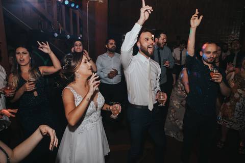 Maquiagem; Making of; Noiva; Noivo; Pré Wedding; Street Wedding; Celina Munhoz; Adriana Kruger; Manu Garcia; Camarim Madri; Wandering Wedding; São Francisco de Paula; Fotografia de Casal; Fotografia de Casamento; Pré Wedding; São Leopoldo; Ruinas Cassino;'