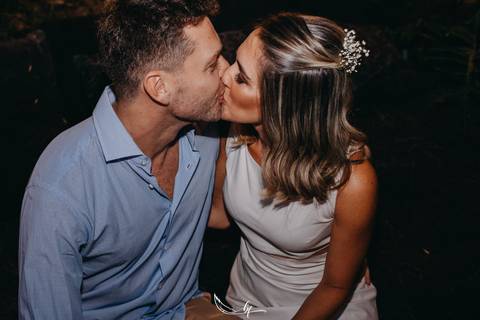 Maquiagem; Making of; Noiva; Noivo; Pré Wedding; Street Wedding; Celina Munhoz; Adriana Kruger; Manu Garcia; Camarim Madri; Wandering Wedding; São Francisco de Paula; Fotografia de Casal; Fotografia de Casamento; Pré Wedding; São Leopoldo; Ruinas Cassino;'