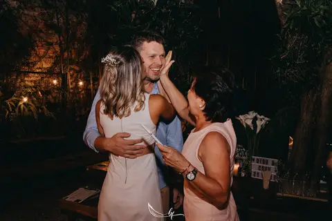 Maquiagem; Making of; Noiva; Noivo; Pré Wedding; Street Wedding; Celina Munhoz; Adriana Kruger; Manu Garcia; Camarim Madri; Wandering Wedding; São Francisco de Paula; Fotografia de Casal; Fotografia de Casamento; Pré Wedding; São Leopoldo; Ruinas Cassino;'