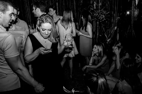 Maquiagem; Making of; Noiva; Noivo; Pré Wedding; Street Wedding; Celina Munhoz; Adriana Kruger; Manu Garcia; Camarim Madri; Wandering Wedding; São Francisco de Paula; Fotografia de Casal; Fotografia de Casamento; Pré Wedding; São Leopoldo; Ruinas Cassino;'