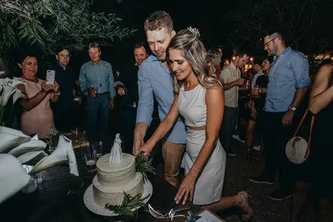 Maquiagem; Making of; Noiva; Noivo; Pré Wedding; Street Wedding; Celina Munhoz; Adriana Kruger; Manu Garcia; Camarim Madri; Wandering Wedding; São Francisco de Paula; Fotografia de Casal; Fotografia de Casamento; Pré Wedding; São Leopoldo; Ruinas Cassino;'