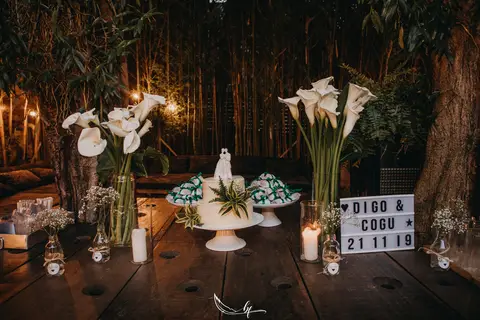 Maquiagem; Making of; Noiva; Noivo; Pré Wedding; Street Wedding; Celina Munhoz; Adriana Kruger; Manu Garcia; Camarim Madri; Wandering Wedding; São Francisco de Paula; Fotografia de Casal; Fotografia de Casamento; Pré Wedding; São Leopoldo; Ruinas Cassino;'