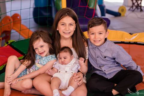 Paroquia Santa Catarina; Crisma; Primeira Eucaristia; Fotografia de Familia; Fotografo de Eventos; São Leopoldo; Novo Hamburgo; Dois Irmãos; Ivoti; Esteio; Fotografo de Batizado; Fotografia de Batizado; Batizado; Catedral Basilica São Luiz Gonzaga;'