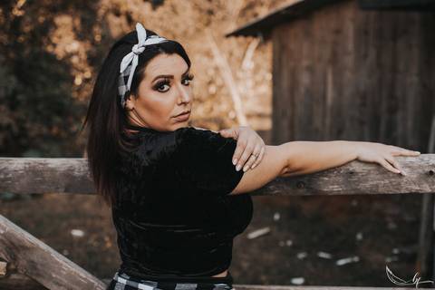 Ensaio feminino; Fotografia feminina; Recanto Bueno; Celina Munhoz; Novo Hamburgo; Fotografia Lifestyle; Nova Petropolis; Ensaio Teen; Ensaio 15th; 15 anos; Fotografo de 15 Anos; Debutante; Camarim Madri; Adriana Krieger; Manu Garcia;'