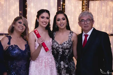 Feevale; Formatura; Fotografo de Formatura; Universidade Feevale; Novo Hamburgo; São Leopoldo; Colação de grau; Unisinos; Direito; Fotografia de Formatura; Fotografo de Formatura; Uninter; Prova de Toga; Marketing; Medicina;'
