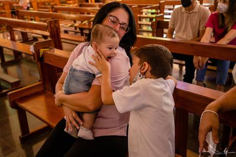Paroquia Santa Catarina; Crisma; Primeira Eucaristia; Fotografia de Familia; Fotografo de Eventos; São Leopoldo; Novo Hamburgo; Dois Irmãos; Ivoti; Esteio; Fotografo de Batizado; Fotografia de Batizado; Batizado; Catedral Basilica São Luiz Gonzaga;'