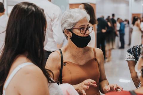 Maquiagem; Making of; Noiva; Noivo; Pré Wedding; Street Wedding; Celina Munhoz; Adriana Kruger; Manu Garcia; Camarim Madri; Wandering Wedding; São Francisco de Paula; Fotografia de Casal; Fotografia de Casamento; Pré Wedding; São Leopoldo; Belo Horizonte;'